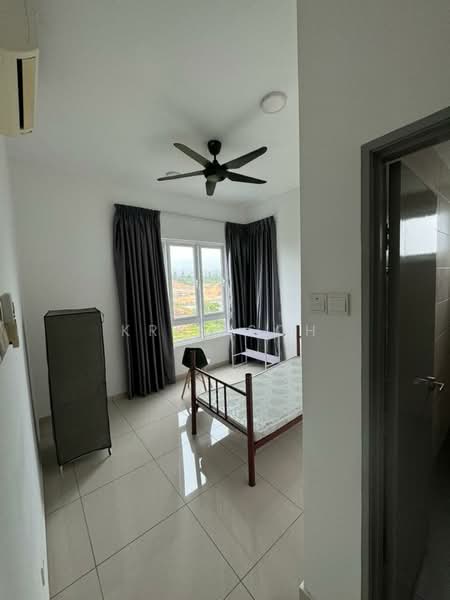 Kondominium untuk Disewa di Iris Residence - Kris Soh - Bedroom - PropertyGuru.com.my