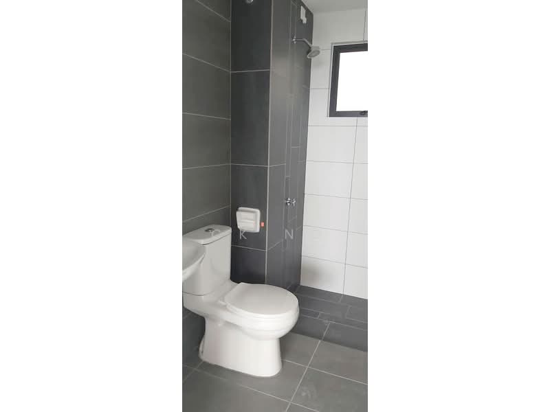 Servis Apartment untuk Dijual di Traders Garden @ Cheras Selatan - CK Ng - Bathroom - PropertyGuru.com.my
