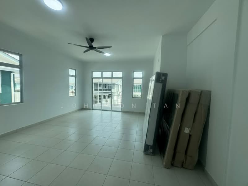 Cluster House for Rent in Pontian (Johor) - Johnson Tan - Living Room - PropertyGuru.com.my