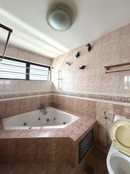 Bungalow for Sale in Bangsar (Kuala Lumpur) - Tony Ngan - Bathroom - PropertyGuru.com.my