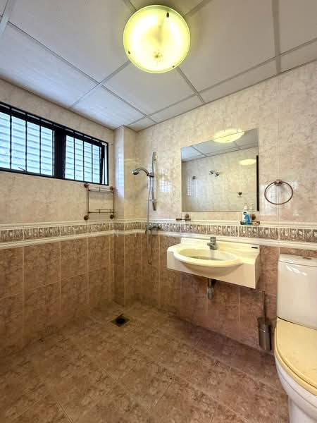 Bungalow for Sale in Bangsar (Kuala Lumpur) - Tony Ngan - Bathroom - PropertyGuru.com.my