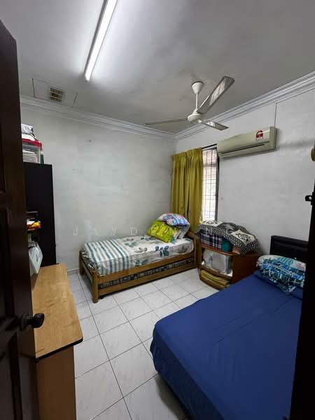 Rumah Teres 1 Tingkat untuk Dijual di Taman Johor (Tampoi) - Jayden Ng - Bedroom - PropertyGuru.com.my