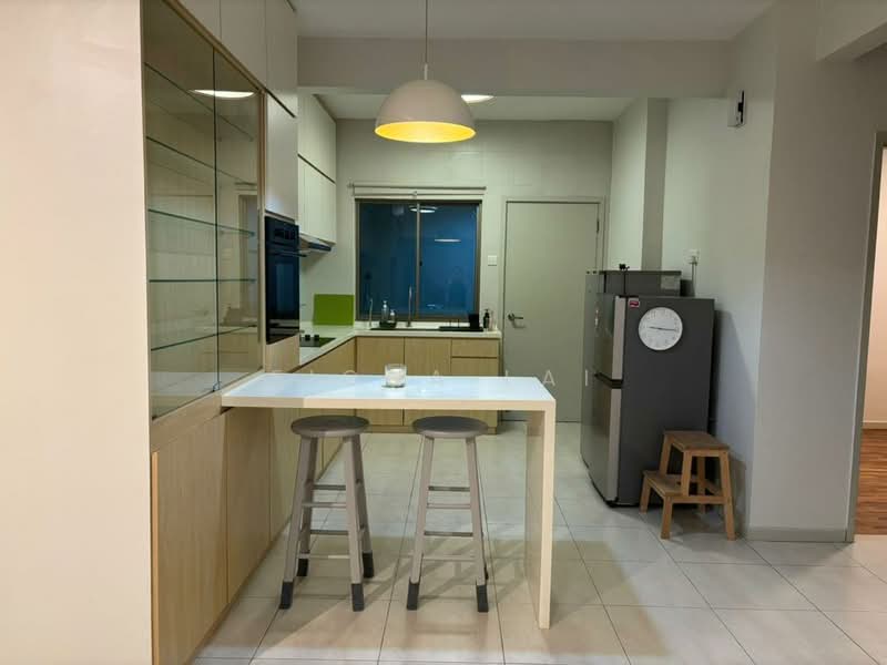 Pangsapuri untuk Disewa di Molek Pine 2 - Fiona Lai - Kitchen - PropertyGuru.com.my