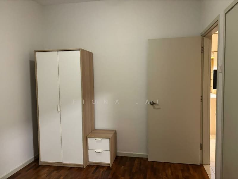 Pangsapuri untuk Disewa di Molek Pine 2 - Fiona Lai - Bedroom - PropertyGuru.com.my