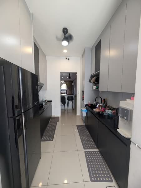 Rumah Teres 2-Tingkat untuk Dijual di Eco Majestic (Semenyih) - Kenny Lai - Kitchen - PropertyGuru.com.my