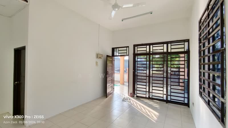Rumah Banglo untuk Dijual di Lunas (Kedah) - Aswad . - Living Room - PropertyGuru.com.my