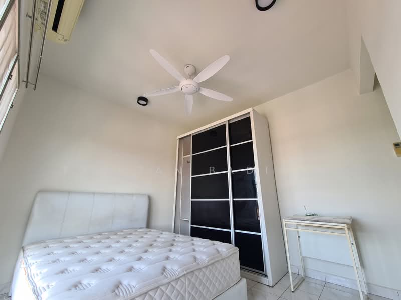 Pangsapuri untuk Disewa di Intana Ria - Fakhzan Badiran - Bedroom - PropertyGuru.com.my