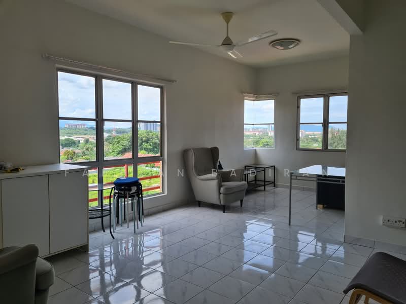 Pangsapuri untuk Disewa di Intana Ria - Fakhzan Badiran - Living Room - PropertyGuru.com.my