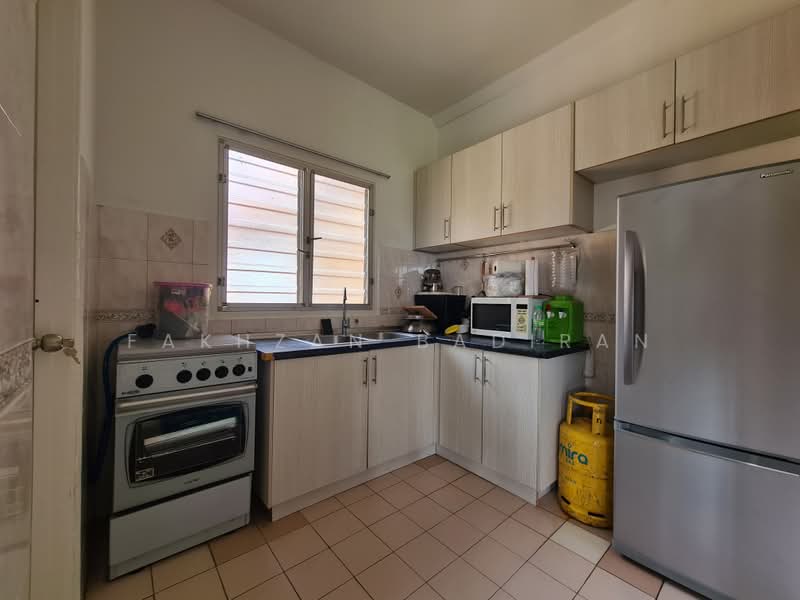 Pangsapuri untuk Disewa di Intana Ria - Fakhzan Badiran - Kitchen - PropertyGuru.com.my