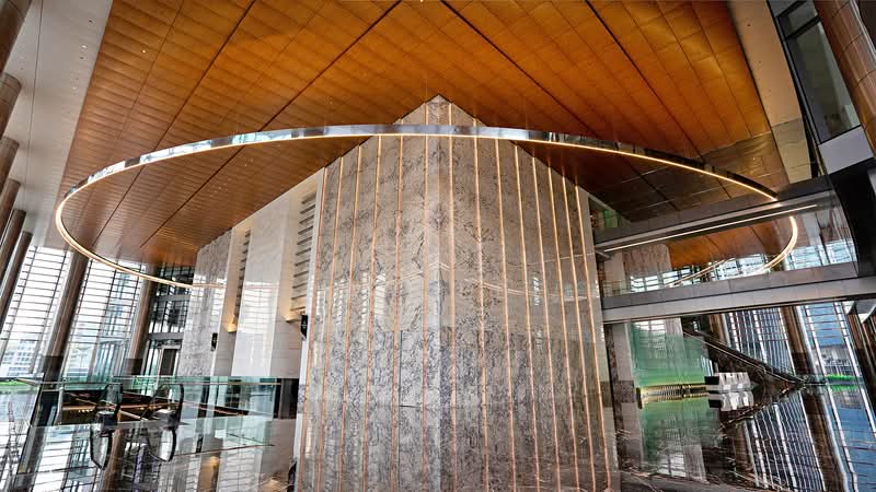 Pejabat untuk Disewa di Tun Razak Exchange (Kuala Lumpur) - Ray Lee - Lobby - PropertyGuru.com.my