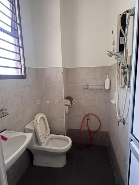 Rumah Teres 2 Tingkat untuk Dijual di Setia Tropika (Johor Bahru) - Carson . - Bathroom - PropertyGuru.com.my