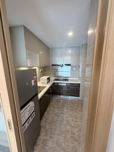 Kondominium untuk Disewa di R&F Princess Cove Phase 2-Seine Region - Agnes Boo - Kitchen - PropertyGuru.com.my