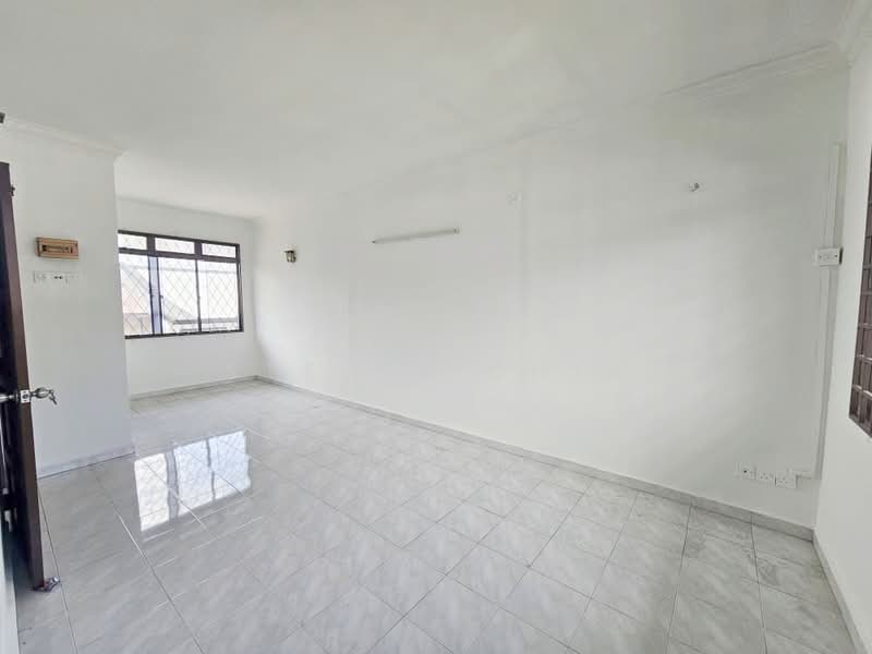 Rumah Teres 2 Tingkat untuk Dijual di Taman Johor Jaya (Johor Bahru) - Stella Chia - Living Room - PropertyGuru.com.my