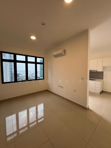 Servis Apartment untuk Dijual di Meldrum Heights (Residensi Meldrum) - Tuxton Phiong - Living Room - PropertyGuru.com.my