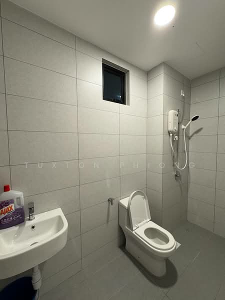 Servis Apartment untuk Dijual di Meldrum Heights (Residensi Meldrum) - Tuxton Phiong - Bathroom - PropertyGuru.com.my