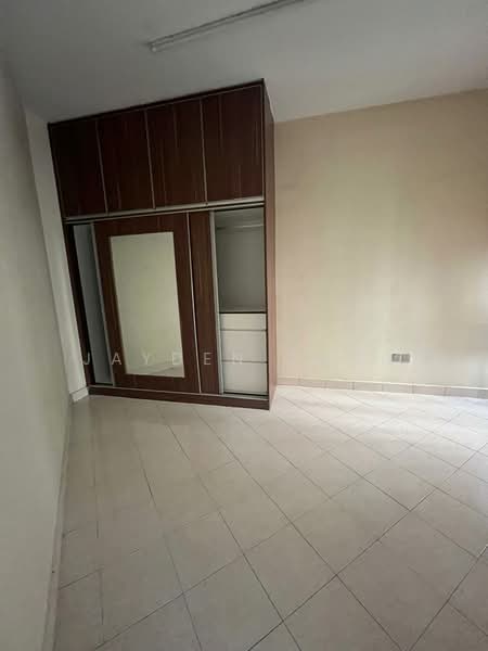 Kondominium untuk Dijual di Palm Spring @ Damansara - Jayden Tong - Bedroom - PropertyGuru.com.my