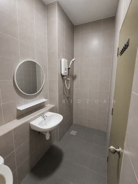 Apartment for Sale at Idaman Abadi - Mohd Ridzuan - Bathroom - PropertyGuru.com.my