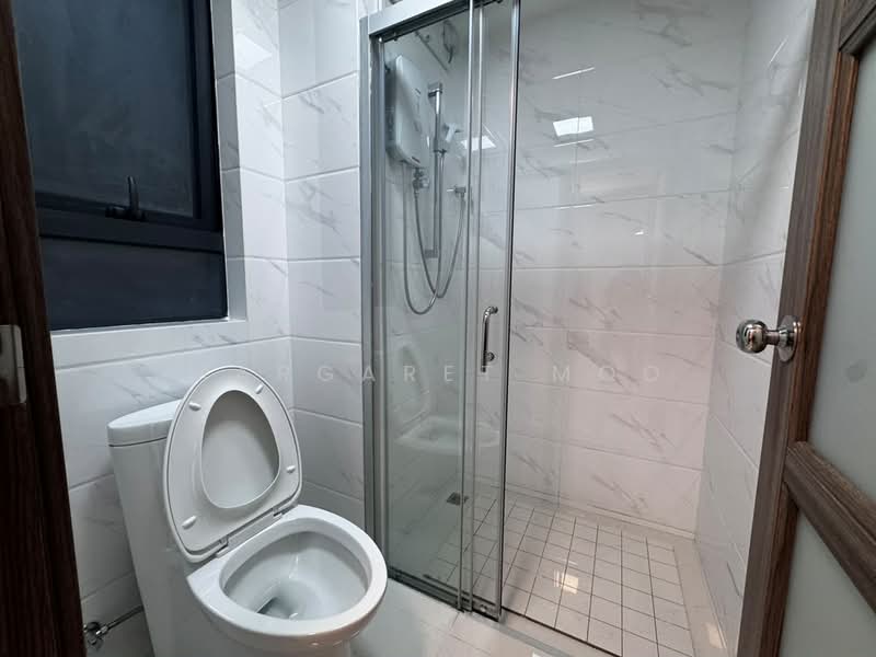Pangsapuri untuk Disewa di Starview Bay @ Forest City - Margaret Moo - Bathroom - PropertyGuru.com.my