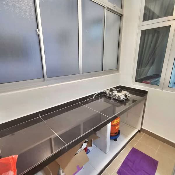 Kediaman Servis untuk Dijual di Meridin Bayvue Serviced Apartment - Roy Chan - PropertyGuru.com.my