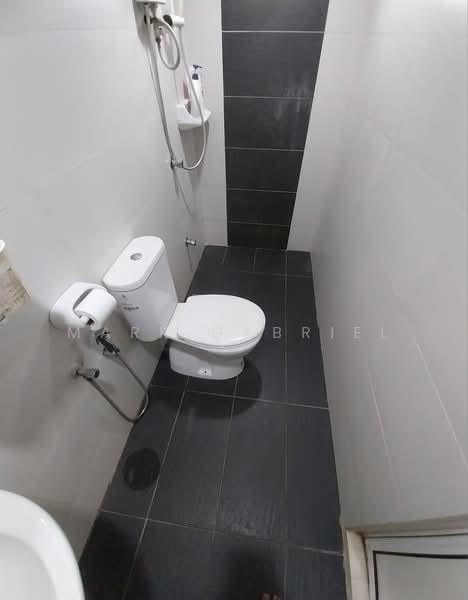 1-storey Terraced House for Sale in Kelana Jaya (Petaling Jaya) - Mark Gabriel - Bathroom - PropertyGuru.com.my