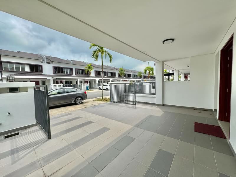 2-storey Terraced House for Sale in Bandar Rimbayu (Telok Panglima Garang) - Zul Hasif - PropertyGuru.com.my