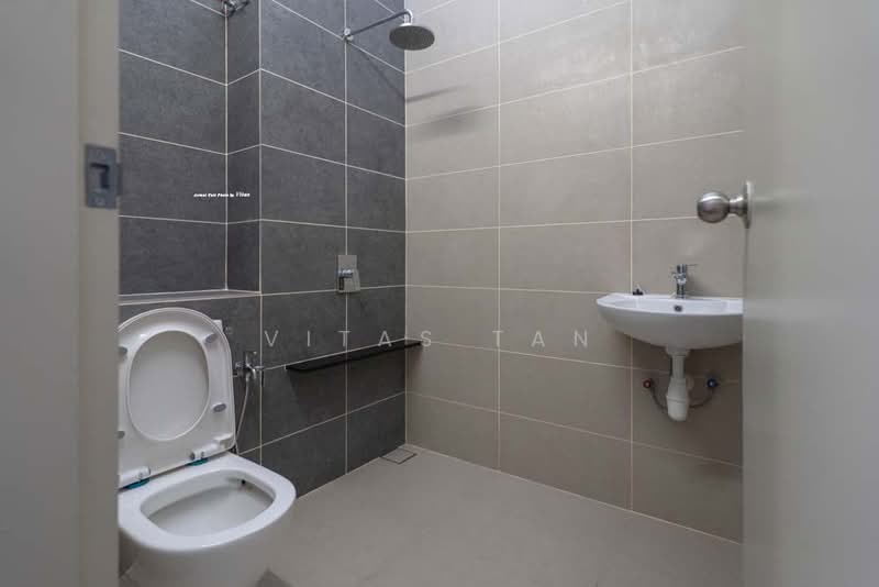 2-storey Terraced House for Rent in Setia Utama (Setia Alam) - Vitas Tan - Bathroom - PropertyGuru.com.my