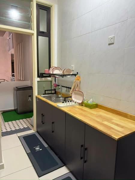 Service Residence for Rent at D'Summit Residences - Alfred Yap - Kitchen - PropertyGuru.com.my