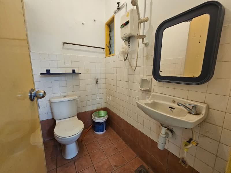 2-storey Terraced House for Sale in Taman Cheras (Cheras) - Alan Lee - Bathroom - PropertyGuru.com.my