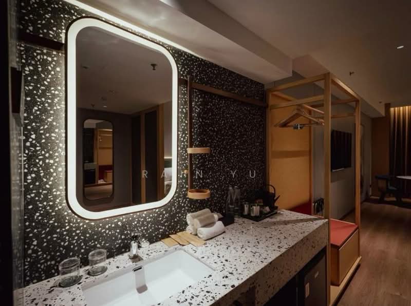 Servis Apartment untuk Dijual di VOS - Rain Yu - Pantry - PropertyGuru.com.my