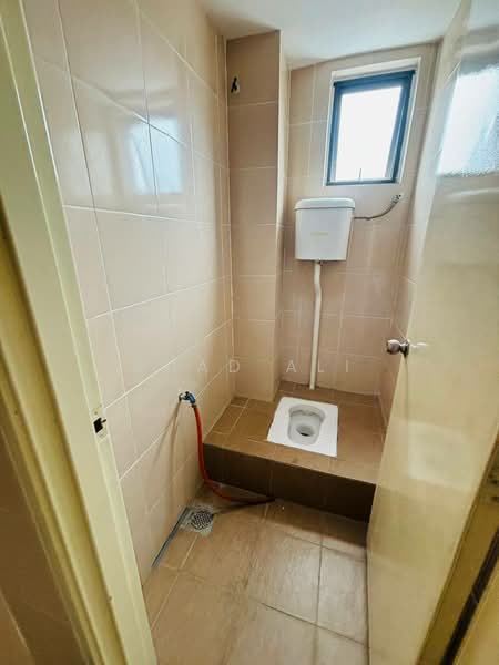 Factory for Sale in Bukit Jelutong (Shah Alam) - Fuad Ali - Bathroom - PropertyGuru.com.my