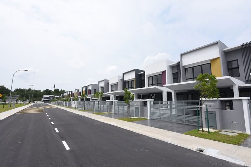 Rumah Teres 2 Tingkat untuk Dijual di Shah Alam (Selangor) - Bee Kim - Exterior - PropertyGuru.com.my