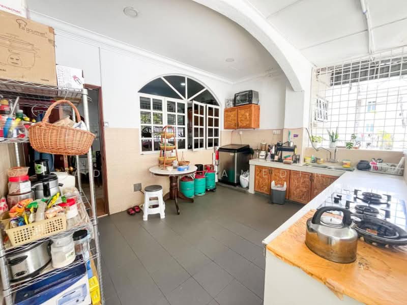 Bungalow House for Sale in Kota Damansara (Kota Damansara) - Adzura Zamedin - Kitchen - PropertyGuru.com.my