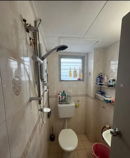 Pangsapuri untuk Disewa di Subang Perdana Goodyear Court 10 - Jaycee Juat Cher Lim - Bathroom - PropertyGuru.com.my