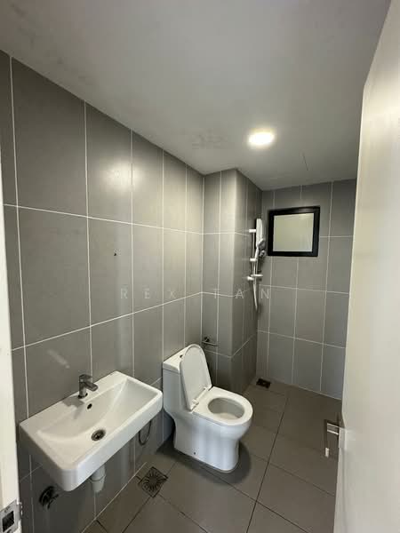 Servis Apartment untuk Disewa di Damai Residence - Rex Tan - Bathroom - PropertyGuru.com.my