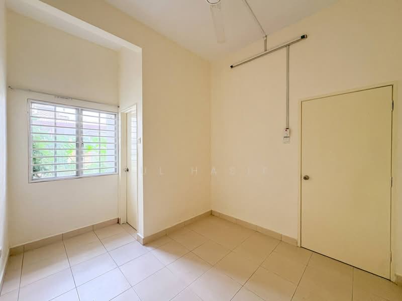 Terraced House for Sale in Bandar Putera 2 (Klang) - Zul Hasif - PropertyGuru.com.my