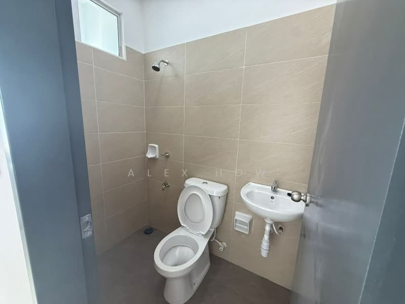 Terraced House for Rent in Bandar Dato Onn (Tebrau) - Alex How - Bathroom - PropertyGuru.com.my