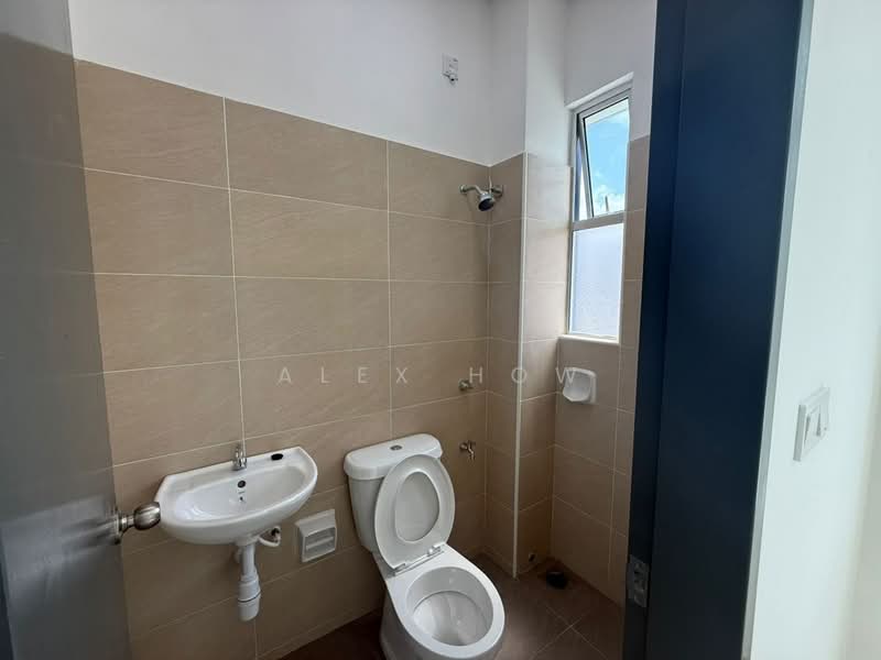 Terraced House for Rent in Bandar Dato Onn (Tebrau) - Alex How - Bathroom - PropertyGuru.com.my