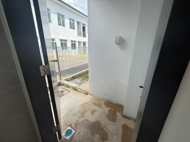 Terraced House for Rent in Bandar Dato Onn (Tebrau) - Alex How - Exterior - PropertyGuru.com.my
