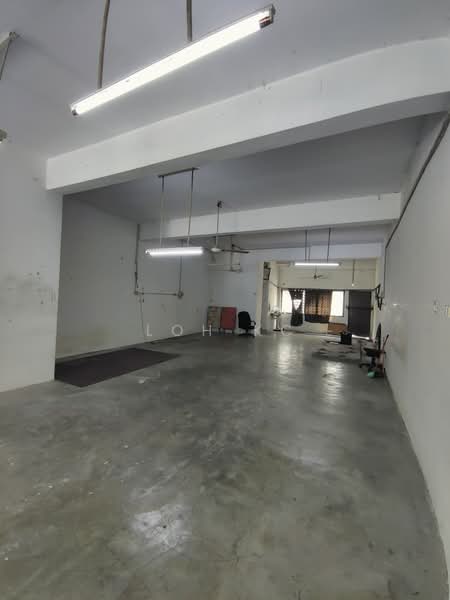 Shop for Rent in Taman Puncak Jalil (Seri Kembangan) - Loh KC - Interior - PropertyGuru.com.my