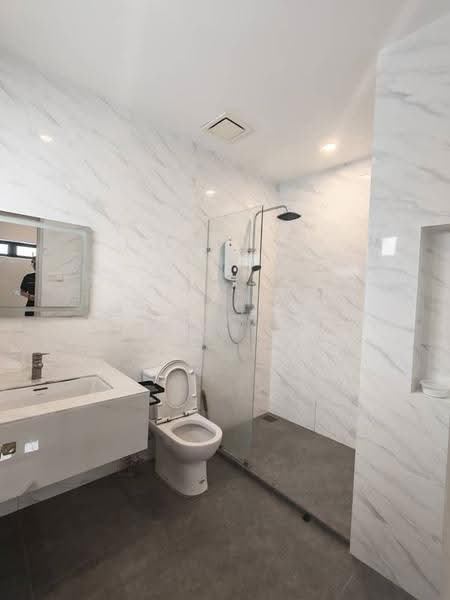 1-storey Terraced House for Rent in Kuchai Lama (Kuala Lumpur) - PeiGee . - Bathroom - PropertyGuru.com.my