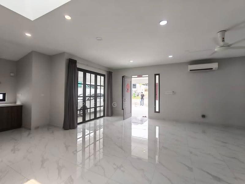 1-storey Terraced House for Rent in Kuchai Lama (Kuala Lumpur) - PeiGee . - Living Room - PropertyGuru.com.my