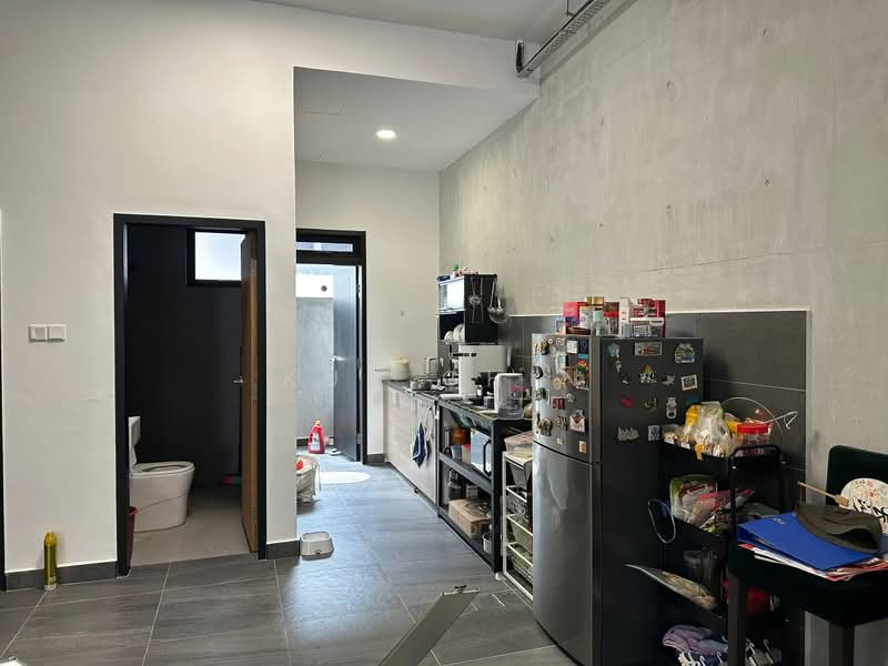 2.5-storey Terraced House for Sale in Bandar Putra (Kulai) - Kuu Chin - Kitchen - PropertyGuru.com.my