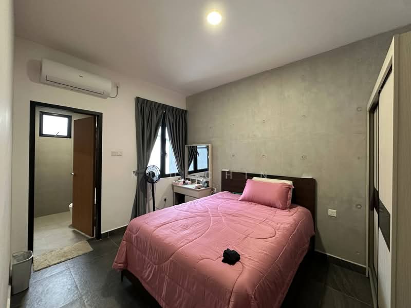 2.5-storey Terraced House for Sale in Bandar Putra (Kulai) - Kuu Chin - Bedroom - PropertyGuru.com.my