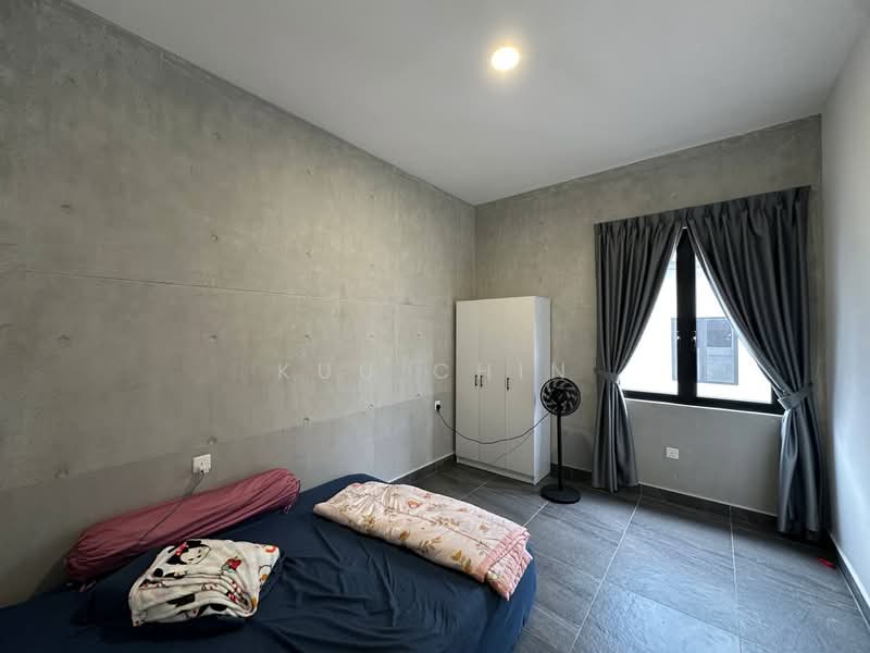 2.5-storey Terraced House for Sale in Bandar Putra (Kulai) - Kuu Chin - Bedroom - PropertyGuru.com.my