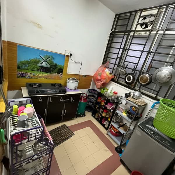 Pangsapuri untuk Dijual di Kipark Apartment - Alanis Lee - PropertyGuru.com.my