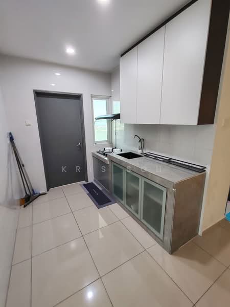 Kondominium untuk Disewa di Lavender Residences - Kris Soh - Kitchen - PropertyGuru.com.my