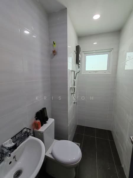 Kondominium untuk Disewa di Lavender Residences - Kris Soh - Bathroom - PropertyGuru.com.my