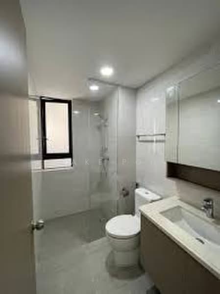 Servis Apartment untuk Disewa di Baron Residence @ Lake City - Jake Poh - Bathroom - PropertyGuru.com.my