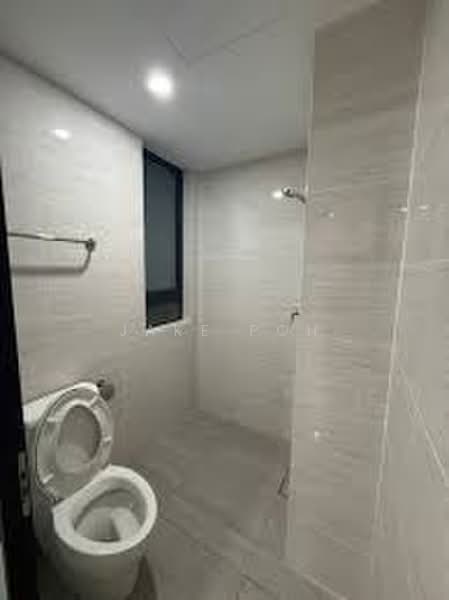 Servis Apartment untuk Disewa di Baron Residence @ Lake City - Jake Poh - Bathroom - PropertyGuru.com.my
