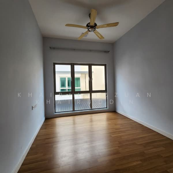 Cluster House for Rent in Sunway Alam Suria (Shah Alam) - Khairil Izzuan Khairuddin - Upper Hall - PropertyGuru.com.my